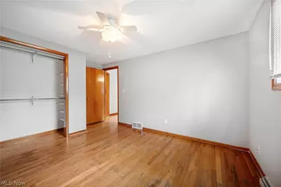 2862 Byron Drive, North Canton, OH 44720 - Photo 9