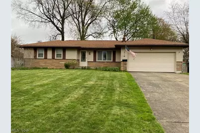 4700 Woodridge Drive, Austintown, OH 44515 - Photo 1