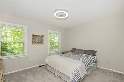8290 Pine Creek Court, Chagrin Falls, OH 44023 - Photo 23