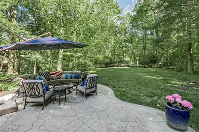 8290 Pine Creek Court, Chagrin Falls, OH 44023 - Photo 33