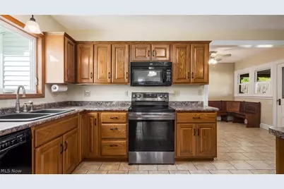 10155 Old River Road, Blue Rock, OH 43720 - Photo 15
