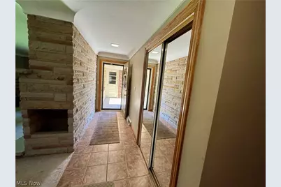 1648 Highland Lane, Ashtabula, OH 44004 - Photo 11