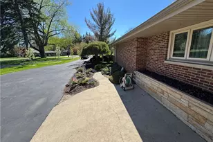 1648 Highland Ln, Ashtabula, OH 44004 - Photo 5