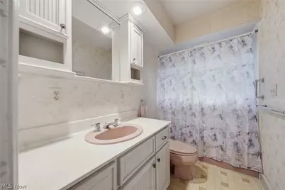 8885 Louisville Street, Louisville, OH 44641 - Photo 17