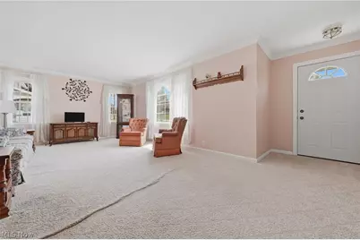 8885 Louisville Street, Louisville, OH 44641 - Photo 5