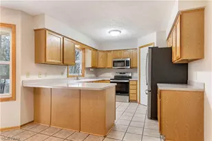 2041 Old Elm St NE, Canton, OH 44721 - Photo 17