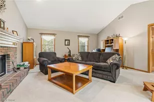 8708 Eastlynn Ave NW, Massillon, OH 44646 - Photo 17