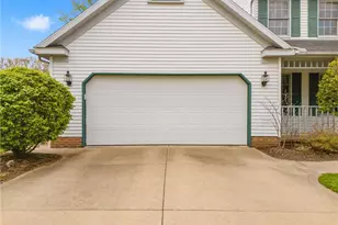 8708 Eastlynn Ave NW, Massillon, OH 44646 - Photo 7