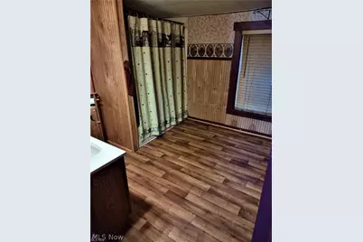 68250 Wrixon Road, Bridgeport, OH 43912 - Photo 15