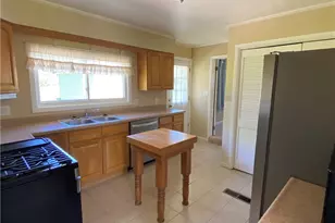 4138 Burkey Rd, Austintown, OH 44515 - Photo 7