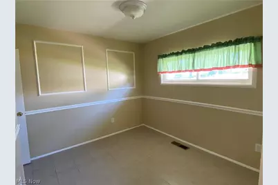 4138 Burkey Road, Austintown, OH 44515 - Photo 9