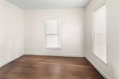 505 Brown Street, Akron, OH 44311 - Photo 9