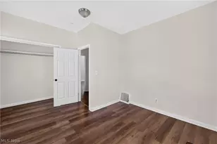 505 Brown St, Akron, OH 44311 - Photo 13