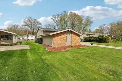 23956 Fairlawn Drive, North Olmsted, OH 44070 - Photo 7