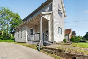 511 Brown St, Akron, OH 44311 - Photo 1