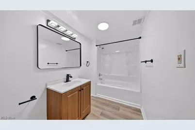 511 Brown Street, Akron, OH 44311 - Photo 13