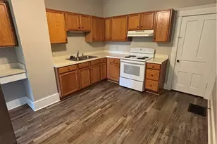 707 Locust St, Coshocton, OH 43812 - Photo 7
