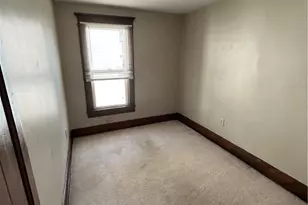 707 Locust St, Coshocton, OH 43812 - Photo 13