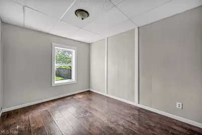 2917 Apple Avenue, Lorain, OH 44055 - Photo 9