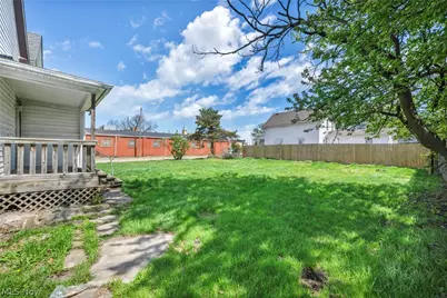 2917 Apple Avenue, Lorain, OH 44055 - Photo 37