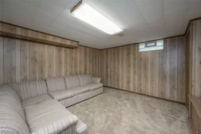 1190 Jeanie J Avenue, Akron, OH 44310 - Photo 21