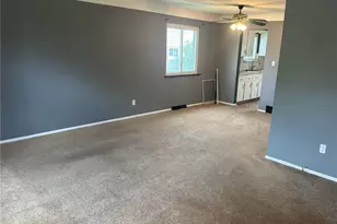 1187 Bonnie Ln, Mayfield Heights, OH 44124 - Photo 3