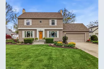 546 Perkinswood Boulevard NE, Warren, OH 44483 - Photo 1