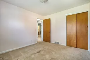 4028 Crestwood St NW, Canton, OH 44708 - Photo 21