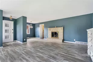 4028 Crestwood St NW, Canton, OH 44708 - Photo 7