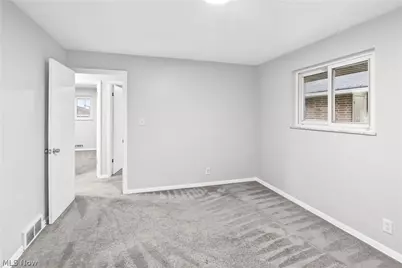 12304 Havana Road, Garfield Heights, OH 44125 - Photo 13