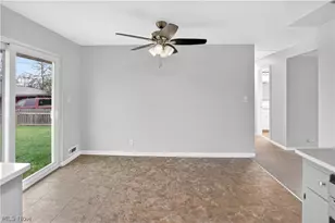 12304 Havana Rd, Garfield Heights, OH 44125 - Photo 7