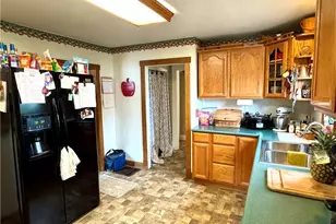 112 Fairview St, West Lafayette, OH 43845 - Photo 11