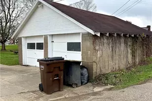 112 Fairview St, West Lafayette, OH 43845 - Photo 23