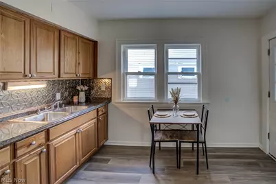 10105 Greenview, Garfield Heights, OH 44125 - Photo 19