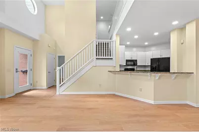 3217 Euclid Heights Boulevard, Cleveland Heights, OH 44118 - Photo 7