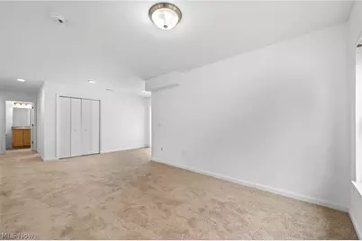 3217 Euclid Heights Boulevard, Cleveland Heights, OH 44118 - Photo 29