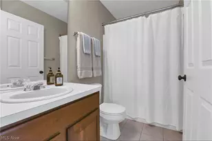1370 N Yorkshire Dr, Grandview Heights, OH 44147 - Photo 37