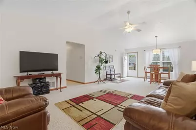 519 Heather Woods Drive, Elyria, OH 44035 - Photo 25