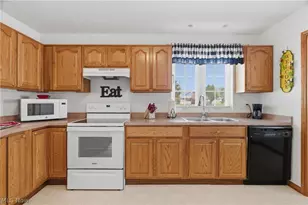 519 Heather Woods Dr, Elyria, OH 44035 - Photo 19