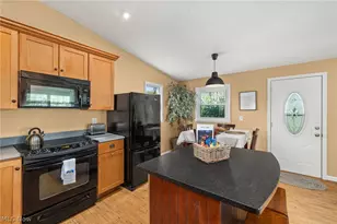 979 Co Rd 3006, Perrysville, OH 44864 - Photo 11
