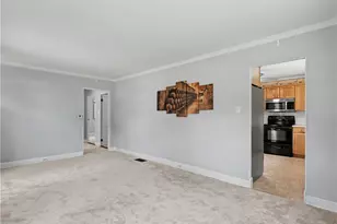444 Letchworth Dr, Akron, OH 44303 - Photo 9