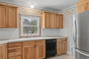 444 Letchworth Dr, Akron, OH 44303 - Photo 11