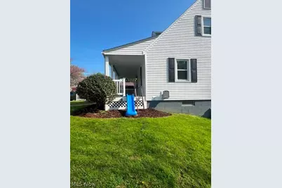 1945 Chatam Street, Cuyahoga Falls, OH 44221 - Photo 19