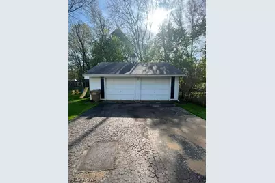 1945 Chatam Street, Cuyahoga Falls, OH 44221 - Photo 21