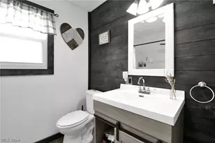 59 W Tucker Ave, Shelby, OH 44875 - Photo 15