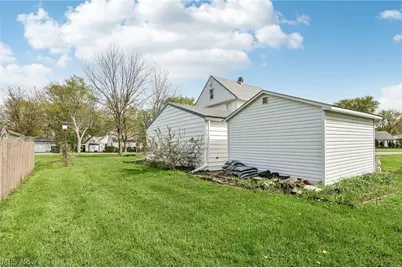 1377 E 28th Street, Ashtabula, OH 44004 - Photo 31