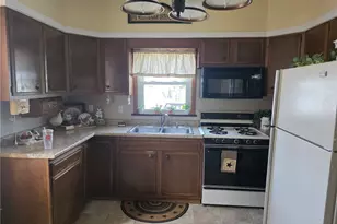 1377 E 28th St, Ashtabula, OH 44004 - Photo 13
