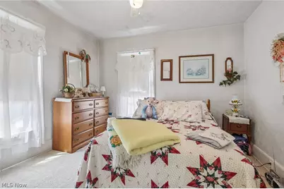 1377 E 28th Street, Ashtabula, OH 44004 - Photo 11