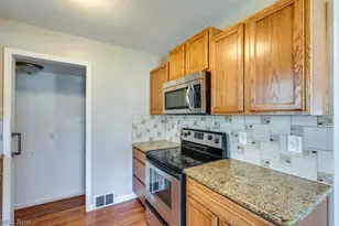 407 E 330th St, Willowick, OH 44095 - Photo 7