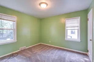 407 E 330th St, Willowick, OH 44095 - Photo 15